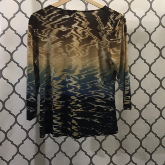 Liz Claiborne Petite top - Picture 2 of 2